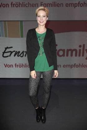 Kim Hnizdo bei der Ernstings Family Fashion Show 2016 im Theater an der Elbe. Hamburg, 05.07.2016 Foto:xgbrcix xFuturexImage