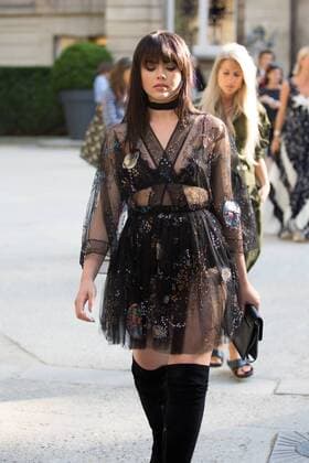Paris Haute Couture Week - Promis vor Valentino Modenschau Kristina Bazan PEOPLE : Modenschau Valentino - Haute Couture Herbst Winter - 06 07 2016 Viktorx 