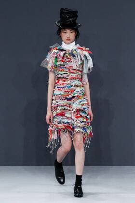 Paris Haute Couture Week - Viktor and Rolf Modenschau 209307 Marineau Starface 2016-07-06 Paris France Paris Fashion week. Defilé Haute Couture Automne Hiver 2016 Viktor & Rolf. Viktor & Rolf, Couture autumn-winter 2016 Paris, France Editorial Use Only  Copyright: xMarineaux STAR_209307_009