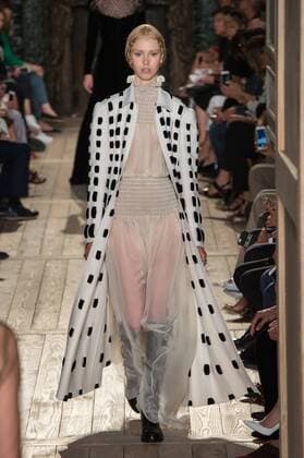 209310 Marineau Starface 2016-07-06 Paris France Paris Fashion week. Defilé Haute Couture Automne Hiver 2016 Valentino Valentino, autumn-winter 2016 Paris, France Editorial use only  Copyright: xMarineaux STAR_209310_046