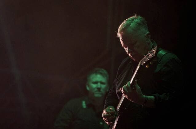 Singer of the British band New Order , Bernard Summer, performs during the first day of the International Music Festival Bilbao BBK Live held in Bilbao, Spain, on 7 July 2016. International Music Festival Bilbao BBK Live !ACHTUNG: NUR REDAKTIONELLE NUTZUNG!  GRA443 20160708-636035370708286122