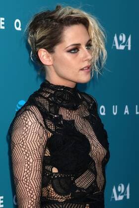 LOS ANGELES - JUL 7: Kristen Stewart at the Equals LA Premiere at the ArcLight Hollywood on July 7, 2016 in Los Angeles, CA  KathyxHutchins