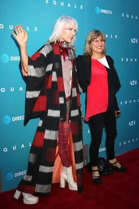 LOS ANGELES - JUL 7: Kate Crash, Catherine Hardwicke at the Equals LA Premiere at the ArcLight Hollywood on July 7, 2016 in Los Angeles, CA  KathyxHutchins