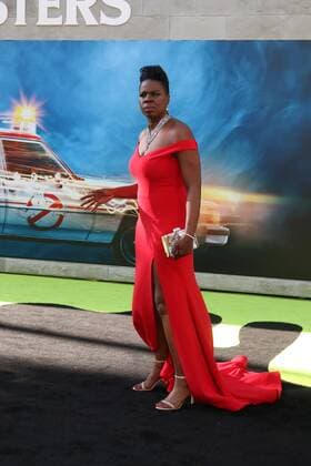 LOS ANGELES - JUL 9: Leslie Jones at the Ghostbusters Premiere at the TCL Chinese Theater IMAX on July 9, 2016 in Los Angeles, CA  KathyxHutchins