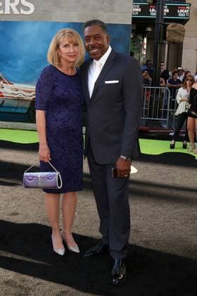 LOS ANGELES - JUL 9: Linda Kingsberg, Ernie Hudson at the Ghostbusters Premiere at the TCL Chinese Theater IMAX on July 9, 2016 in Los Angeles, CA  KathyxHutchins