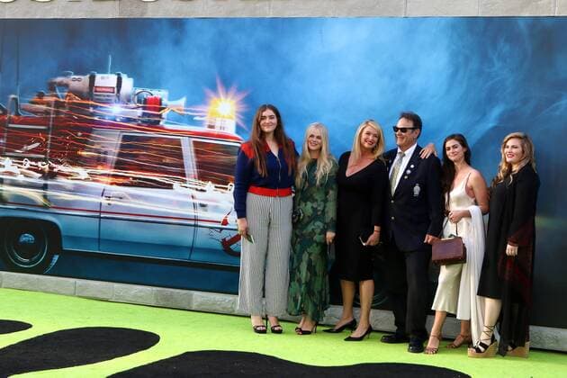 LOS ANGELES - JUL 9: Donna Dixon, Dan Aykroyd, family at the Ghostbusters Premiere at the TCL Chinese Theater IMAX on July 9, 2016 in Los Angeles, CA  KathyxHutchins