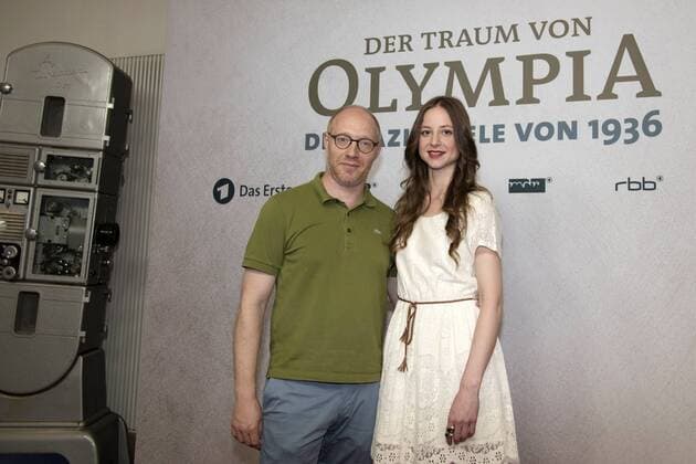 11.07.2016, xbpx, Berlin, Zeughauskino, Premiere, Der Traum von Olympia - Die Nazi-Spiele von 1936 , v.l. Simon Schwarz, Sandra von Ruffin, Copyright: Koch Eibner-Pressefoto EP_UKH