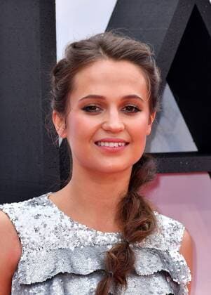 . 11 07 2016. London, United Kingdom. Jason Bourne UK film premiere. Alicia Vikander attends premiere for fifth instalment in the Bourne franchise, at Odeon Leicester Square, London.  xNilsxJorgensenx xi-Imagesx IIM-13145-0012