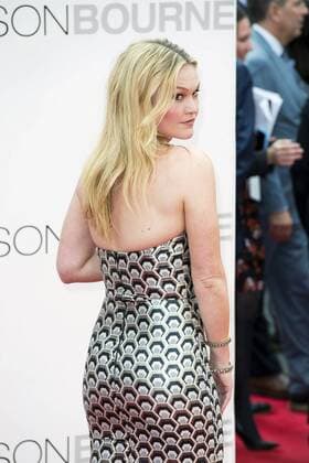 Julia Stiles attends the European premiere of Jason Bourne at Odeon Leicester Square on July 11, 2016 in London, England. Foto:xJ.xSpicerx xFuturexImage