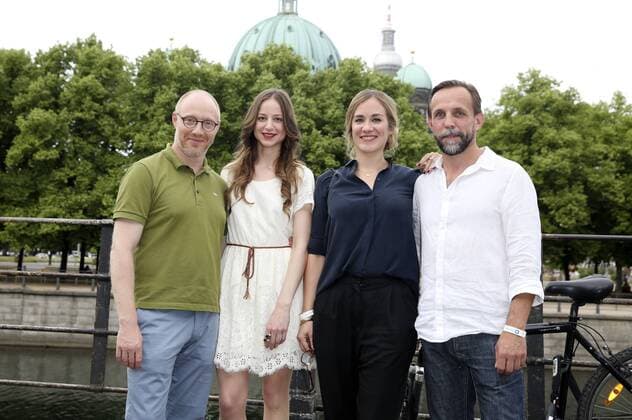 Simon Schwarz, Sandra von Ruffin, Annina Hellenthal und Gotthard Lange bei der Premiere des ARD Dokudramas Der Traum von Olympia - Die Nazi-Spiele von 1936 im Zeughauskino. Berlin, 11.07.2016 Foto:xS.xGabschx xFuturexImage