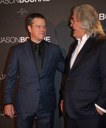 Matt Damon (L) and Paul Greengrass attend the French premiere of the film Jason Bourne in Paris on July 12, 2016.  PAR20160712720 DAVIDxSILPA
