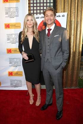 Chad Michael Murray und seine Ehefrau Sarah Roemer bei der Outlaws and Angels Kino Premiere am 12.07.2016 in Beverly Hills, Los Angeles Outlaws and Angels Kinoremiere in Beverly Hills, Los Angeles, 2016 