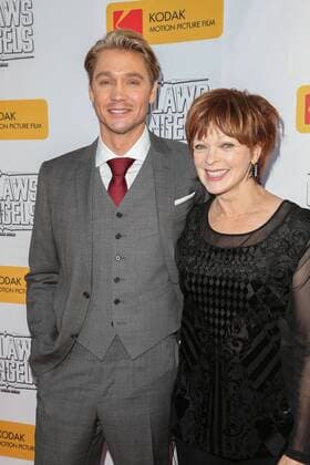 Chad Michael Murray und Frances Fisher bei der Outlaws and Angels Kino Premiere am 12.07.2016 in Beverly Hills, Los Angeles Outlaws and Angels Kinoremiere in Beverly Hills, Los Angeles, 2016 