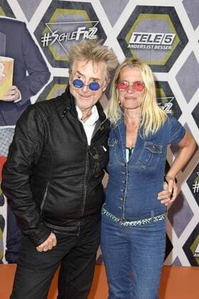 Martin Semmelrogge mit Ehefrau Sonja Semmelrogge bei der Premiere von SchleFaZ: Musik, Musik - Da wackelt die Penne im Kino International. Berlin, 15.07.2016 Foto:xFredericx xFuturexImage