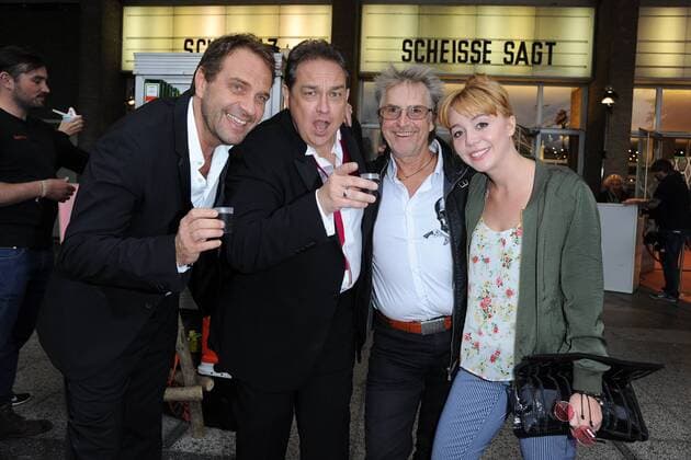Premiere Schlefaz, die Schlechtesten Filme aller Zeiten Peter Ruetter, Oliver Kalkofe, Martin Semmelrogge, Joanna Semmelrogge Premiere Schlefaz, die Schlechtesten Filme aller Zeiten im Kino International in Berlin am 15.07.20165