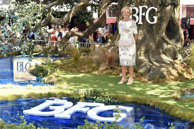 Mary Berry bei der Premiere des Kinofilms BFG - Big Friendly Giant The BFG im Odeon Leicester Square. London, 17.07.2016 Mary Berry  Foto:xS.xVasx xFuturexImage