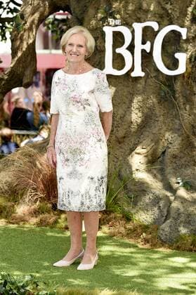 Mary Berry bei der Premiere des Kinofilms BFG - Big Friendly Giant The BFG im Odeon Leicester Square. London, 17.07.2016 Mary Berry  Foto:xS.xVasx xFuturexImage