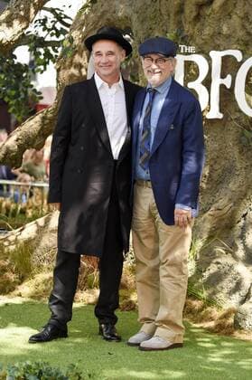 Mark Rylance und Steven Spielberg bei der Premiere des Kinofilms BFG - Big Friendly Giant The BFG im Odeon Leicester Square. London, 17.07.2016 Mark Rylance, Steven Spielberg  Foto:xS.xVasx xFuturexImage