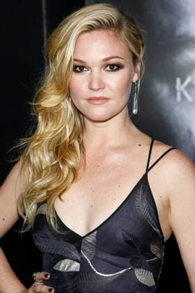 Cast member Julia Stiles attends the premiere of the motion picture thriller Jason Bourne at Caesars Palace in Las Vegas, Nevada on July 18, 2016. Storyline: Jason Bourne, now remembering who he truly is, tries to uncover hidden truths about his past.  LAP2016071805 JAMESxATOA