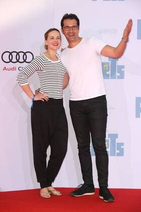 Denise Zich und ihr Ehemann Andreas Elsholz bei der Pets Kino Premiere am 20.07.2016 in Berlin Pets Kino Premiere in Berlin, 2016 