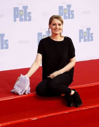 Martina Hill bei der Premiere PETS im Cinestar im Sony Center Berlin