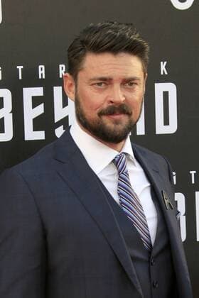 LOS ANGELES - JUL 20: Karl Urban at the Star Trek Beyond World Premiere at the Embarcadero Marina on July 20, 2016 in San Diego, CA  HPA