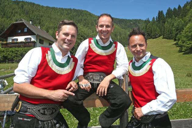 ORF Wenn die Musi spielt . Die Jungen Zillertaler am Rande des Künstlertreffs zum Musik Open Air Wenn die Musi spielt am 22.07.2016 auf dem Festgelände in Bad Kleinkirchheim.