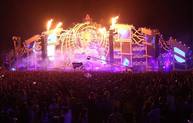 NIZHNY NOVGOROD, RUSSIA - JULY 23, 2016: The 2016 Alfa Future People festival of music and technology, at the Bolshoe Kozino Airfield. Alexander Ryumin TASS  TS02ACE0