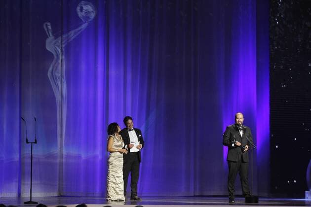 Colonbian director Ciro Guerra receives the Best Director Award for El Abrazo de la Serpiente during the 3rd Platino Ibero-American Film Awards in Punta del Este, Uruguay, 24 July 2016. ni PREMIOS PLATINO !ACHTUNG: NUR REDAKTIONELLE NUTZUNG!  PLA054 20160725-636050233012195319