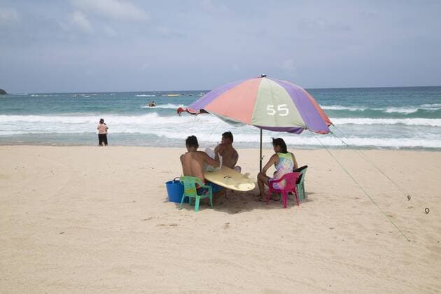 Touristen aus China am Strand (Nanwan Taiwan)