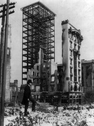 fter the earthquake - steel frame remains from a skyscraper which collapsed during the 1906 San Francisco Earthquake Disaster WHA  !ACHTUNG AUFNAHMEDATUM GESCHÄTZT! Copyright: WHA UnitedArchives030080