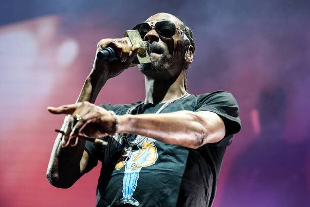 July 26, 2016 - Raleigh, North Carolina, U.S - Music artist SNOOP DOGG, whose real name is Cordozar Calvin Broadus Jr, brings his 2016 Summer Tour to the Coastal Credit Union Music Park at Walnut Creek in Raleigh, NC. Raleigh U.S. - ZUMAm114