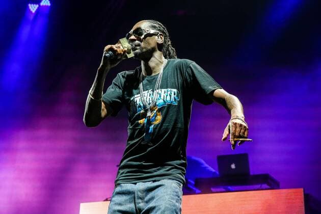 July 26, 2016 - Raleigh, North Carolina, U.S - Music artist SNOOP DOGG, whose real name is Cordozar Calvin Broadus Jr, brings his 2016 Summer Tour to the Coastal Credit Union Music Park at Walnut Creek in Raleigh, NC. Raleigh U.S. - ZUMAm114
