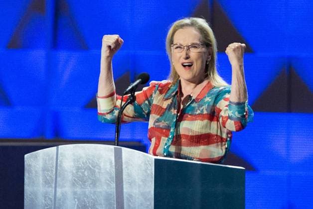Bilder des Tages (160727) -- PHILADELPHIA, July 27, 2016 -- Actress Meryl Streep speaks at the 2016 Democratic National Convention in Philadelphia, Pennsylvania, the United States on July 26, 2016. )(wjd) U.S.-PHILADELPHIA-DNC-MERYL STREEP LixMuzi 