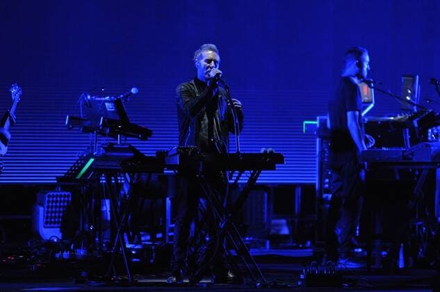 Italy: Massive Attack live in concert Wednesday, July 27 at the Arena Flegrea are back in Naples Massive Attack, become famous for having invented a new genre of music, trip hop, indicating a dreamlike journey, a trip that is with the mind through music. Historical electronic music band, has transformed the New York hip-hop in a concentrated soul, reggae, electro and dub, by charming colors. Their sound is the soundtrack original subway and of bite. The current members of the group are Robert Del Naja and Grant Marshall. The band is very attached to the city of Naples ( Why I love Napoli is a very clicked their videos on the network) and, in particular, to its football team. To date the Arena Flegrea, exclusive to the South, Massive Attack have organized and involved onstage Almamegretta. The opening Act is entrusted to Almamegretta with Raiz who will present some songs from their ne PaolaxVisone