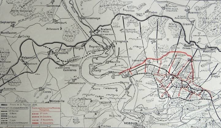 World War 1 - The Battle of Verdun from 21 February to 18 December 1916 - French map showing the changing positions French Forces in red, German attack lines are shown in black. WHA  !ACHTUNG AUFNAHMEDATUM GESCHÄTZT! Copyright: WHA UnitedArchivesWHA_037_0360