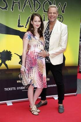 Uwe Fahrenkrog-Petersen mit Gattin Christin Dechant bei der Premiere der Tanzshow Shadowland 2 - Neues aus dem Reich der Schatten im Admiralspalast. Berlin, 28.07.2016 Foto:xS.xGabschx xFuturexImage