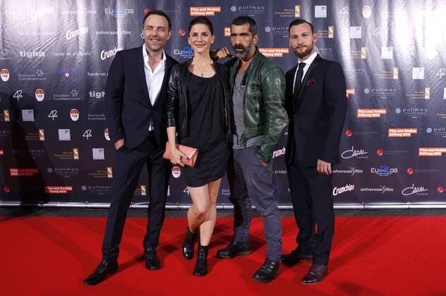 Aleksandar Jovanovic, Christina Hecke, Erdal Yildiz und Johnny Palmiero bei der Premiere des Kinofilms Collide im Drive In Autokino. Köln, 01.08.2016 Foto:xC.xHardtx xFuturexImage