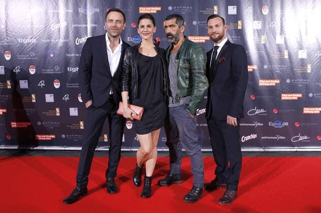 Aleksandar Jovanovic, Christina Hecke, Erdal Yildiz und Johnny Palmiero bei der Premiere des Kinofilms Collide im Drive In Autokino. Köln, 01.08.2016 Foto:xC.xHardtx xFuturexImage