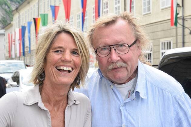 Festspielauffahrt zur Premiere von Manon Lescaut in Salzburg. Dieses Bild zeigt den Philosophen und Schriftsteller Peter Sloterdijk in Begleitung 2016 - Festspielauffahrt zur Premiere von Manon Lescaut in Salzburg