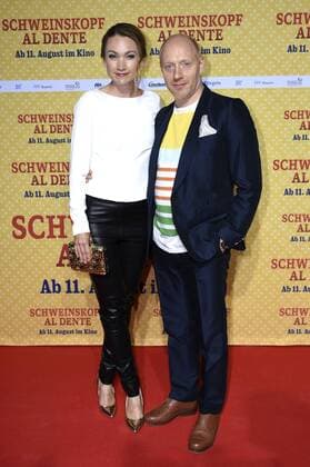 Lisa Maria Potthoff und Simon Schwarz bei der Premiere des Kinofilms Schweinskopf al dente im Mathäser Filmpalast. München, 02.08.2016 Foto:xP.xSchönbergerx xFuturexImage