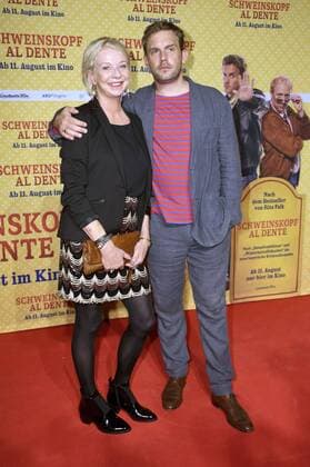 Rita Falk und Sebastian Bezzel bei der Premiere des Kinofilms Schweinskopf al dente im Mathäser Filmpalast. München, 02.08.2016 Foto:xP.xSchönbergerx xFuturexImage
