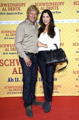 Gerhard Leinauer und Alexandra Polzin bei der Premiere des Kinofilms Schweinskopf al dente im Mathäser Filmpalast. München, 02.08.2016 Foto:xP.xSchönbergerx xFuturexImage