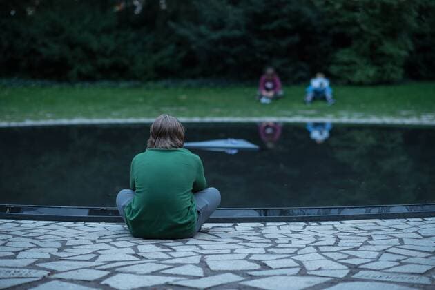 Berlin Gedenken an im NS ermordete Sinti und Roma Unter dem Titel Mare Manuschenge – Unseren Menschen wurde am Dienstag den 2. August 2016 in Berlin am Mahnmal fuer die Ermordeten Sinti und Roma der letzen 1944 in Auschwitz ermordeten Sinti und Roma gadacht. 2.8.2016, Berlin