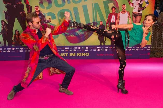 Thimon von Berlepsch mit Frau Sarah Alles - Live Event SUICIDE SQUAD im Cinestar Kino Potsdamer Platz in Berlin am 03.08.2016. Live Event SUICIDE SQUAD