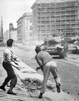 The Uprising of 1953 in East Germany was violently suppressed by tanks of the Group of Soviet Forces WHA  !ACHTUNG AUFNAHMEDATUM GESCHÄTZT! Copyright: WHA UnitedArchivesWHA_047_0209