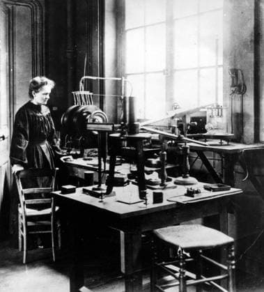 IMAGO ICONS: Marie Curie Marie Sk?odowska-Curie (7 November 1867 – 4 July 1934) Polish and naturalized-French physicist and chemist. conducted pioneering research on radioactivity. She was the first woman to win a Nobel Prize, WHA  !ACHTUNG AUFNAHMEDATUM GESCHÄTZT! Copyright: WHA UnitedArchivesWHA_052_0472
