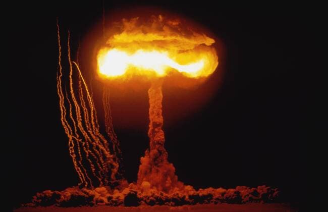 IMAGO Creative: Weltuntergang June 4, 1953 - Operation Upshot Knothole, CLIMAX Event - The CLIMAX Event was a 61-kiloton device detonated at the Nevada Proving Ground.  Copyright: StocktrekxImages stk103448m