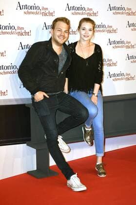 Ben Münchow und Farina Flebbe bei der Premiere des Kinofilms Antonio, ihm schmeckt s nicht! im Mathäser Filmpalast. München, 10.08.2016 Foto:xP.xSchönbergerx xFuturexImage