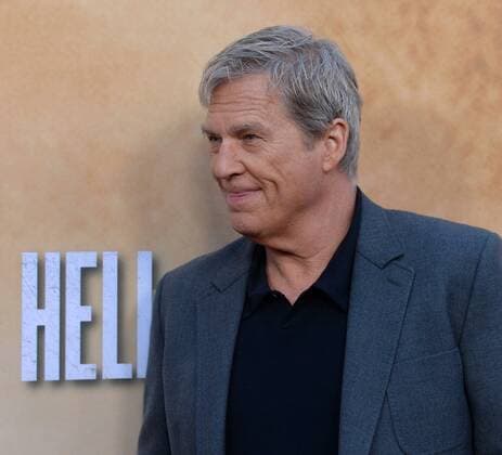 Cast member Jeff Bridges attends the premiere of the motion picture crime drama Hell or High Water at the ArcLight Cinema Dome in the Hollywood section of Los Angeles on August 10, 2016. Storyline: A divorced dad and his ex-con brother resort to a desperate scheme in order to save their family s farm in West Texas.  LAP2016081007 JIMxRUYMEN